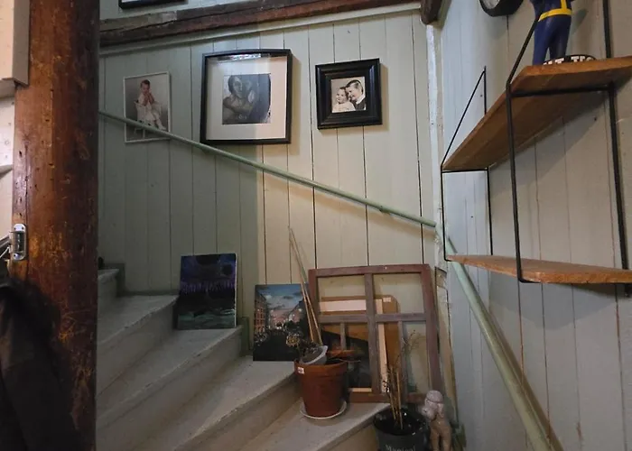 Private In A 250 Years Old House 山林小屋 *