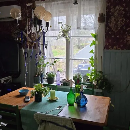 بيت خشبي Private In A 250 Years Old House